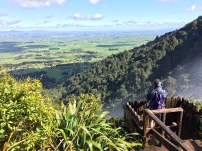 Clare – Scottish Midwife living in NZ